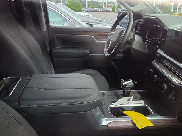 2025 Chevrolet Silverado 1500 LT LT1