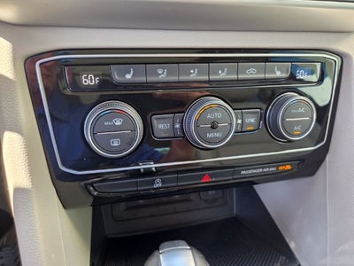2022 Volkswagen Atlas 3.6L V6 SEL R-Line