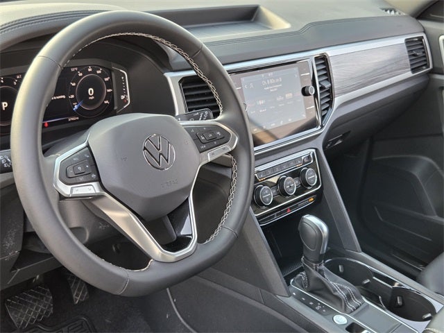 2023 Volkswagen Atlas Cross Sport 2.0T SE w/Technology