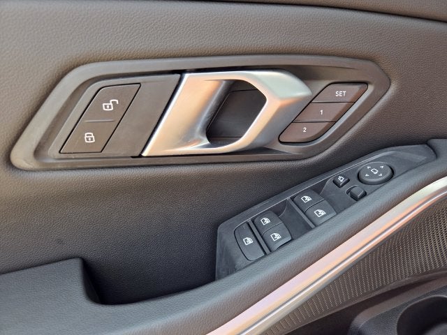 2025 BMW 3 Series 330i