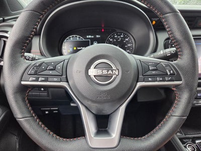 2022 Nissan Kicks SR