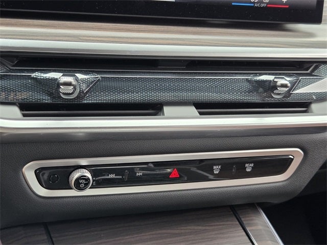 2025 BMW X5 xDrive40i