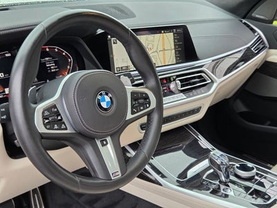 2021 BMW X7 M50i
