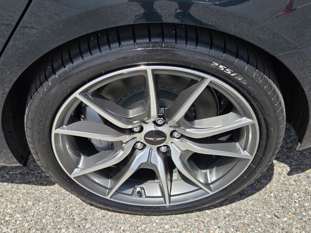 2024 Genesis G70 2.5T