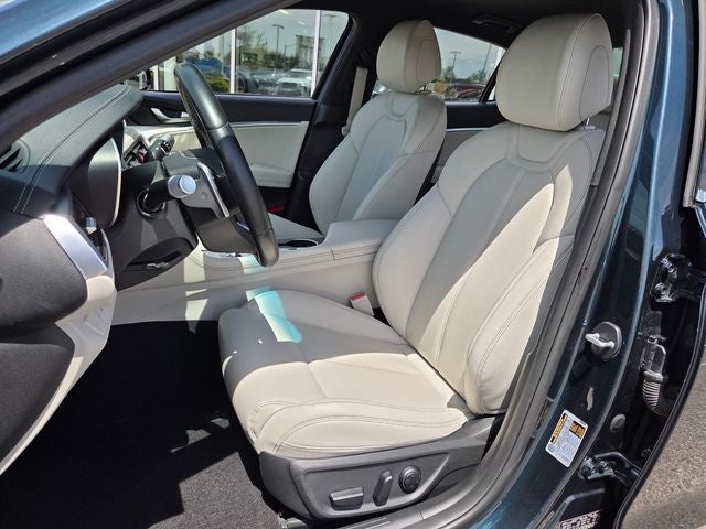 2024 Genesis G70 2.5T