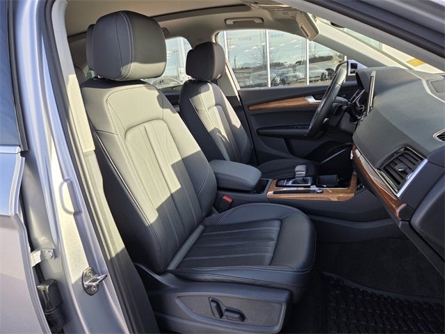 2023 Audi Q5 40 Premium quattro