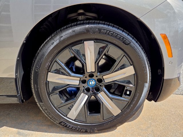 2024 BMW iX xDrive50