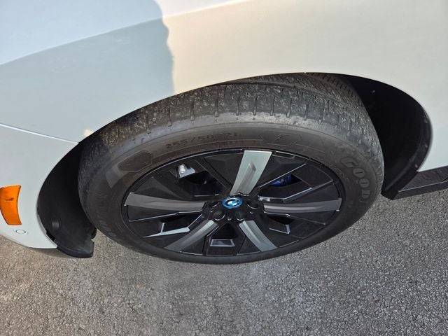 2024 BMW iX xDrive50