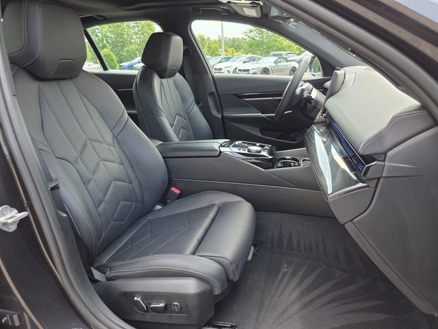 2024 BMW 5 Series 530i