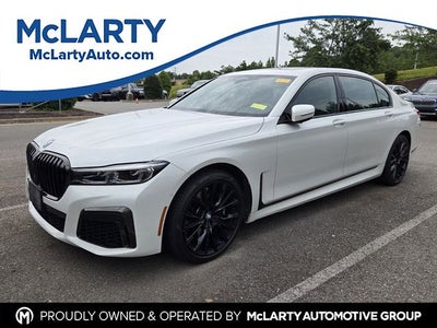2022 BMW 7 Series 740i