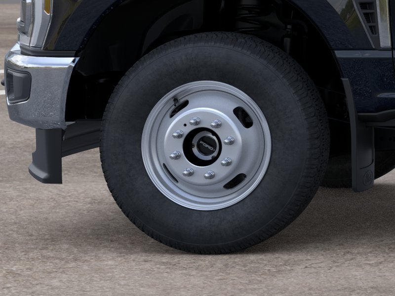 2026 Ford Super Duty F-350® XLT