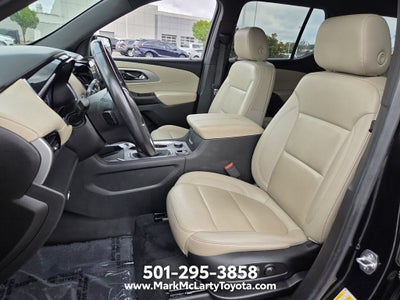 2022 Chevrolet Traverse LT Leather