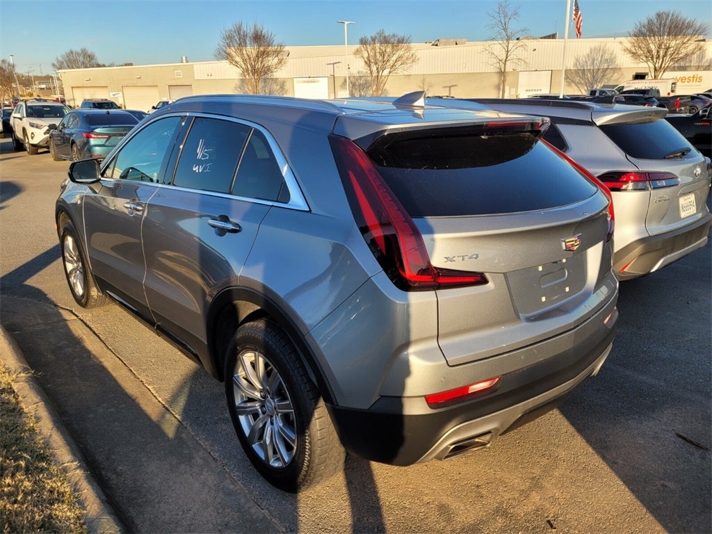 2023 Cadillac XT4 Premium Luxury
