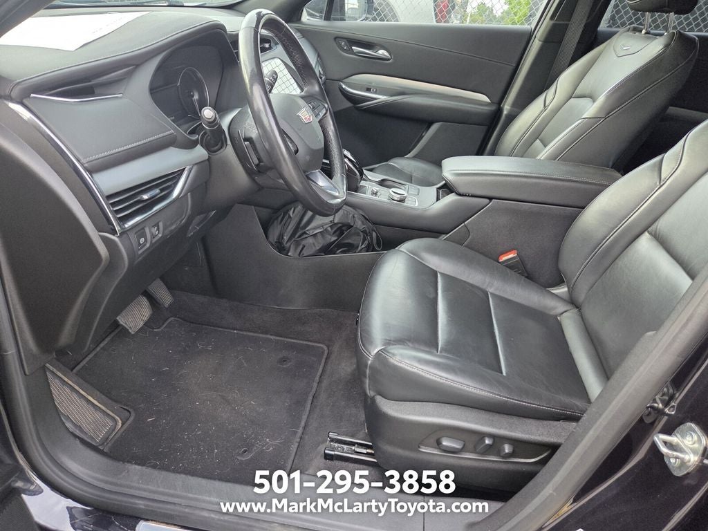 2023 Cadillac XT4 Premium Luxury
