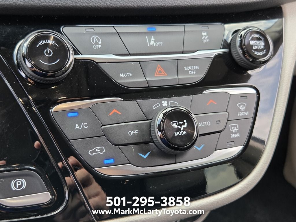 2022 Chrysler Pacifica Touring L
