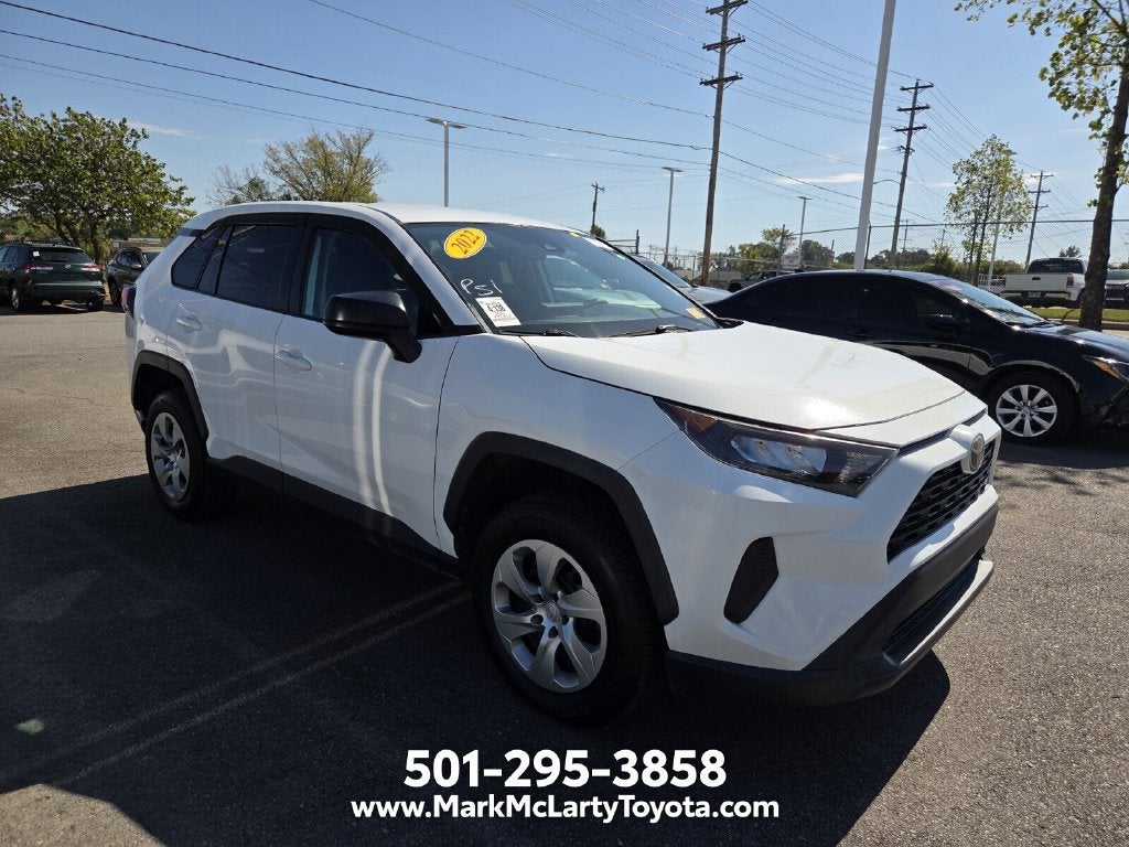 2022 Toyota RAV4 LE