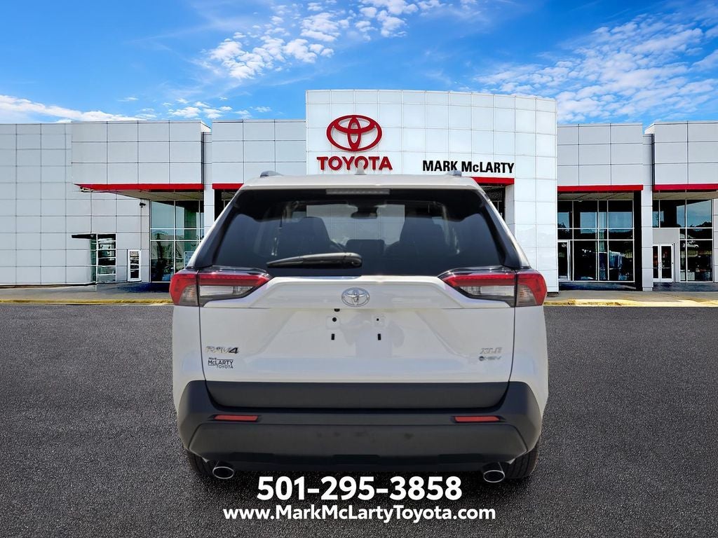 2025 Toyota RAV4 Hybrid XLE