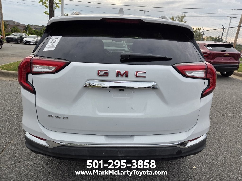 2024 GMC Terrain SLT
