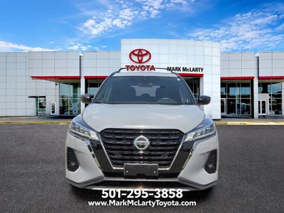 2021 Nissan Kicks SR