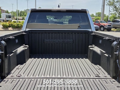 2025 Toyota TACOMA SR5 SR5