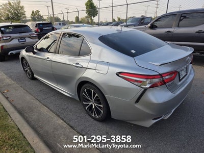 2019 Toyota Camry SE