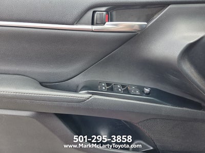 2019 Toyota CAMRY XSE