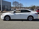 2017 Toyota CAMRY HYBRID LE