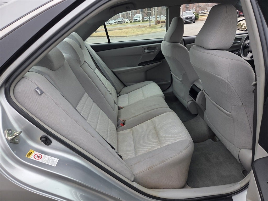 2015 Toyota CAMRY LE