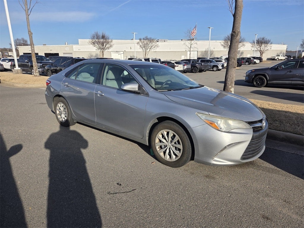 2015 Toyota CAMRY LE
