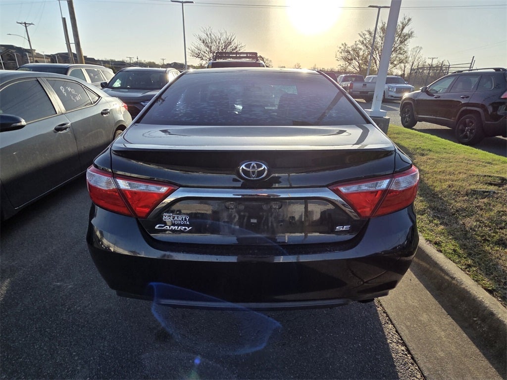 2017 Toyota CAMRY SE