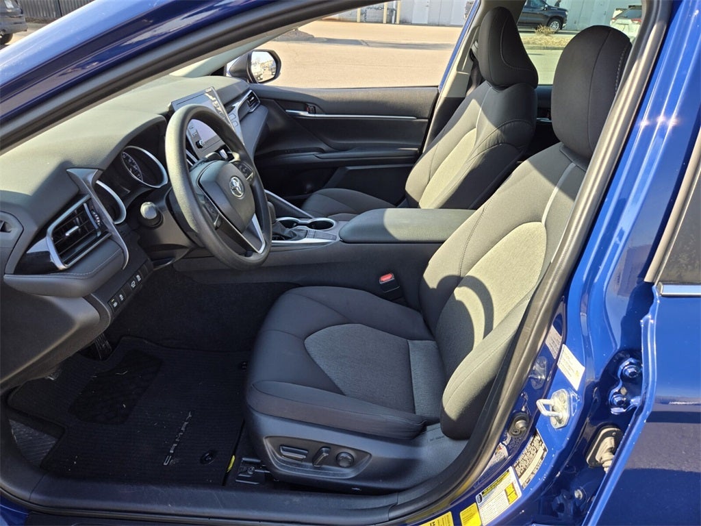 2023 Toyota CAMRY LE