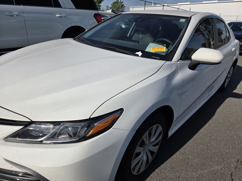 2023 Toyota Camry Hybrid LE