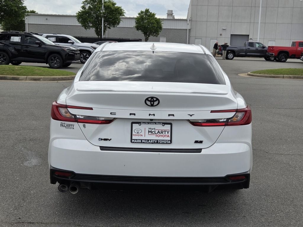 2025 Toyota CAMRY SE