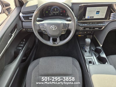 2025 Toyota CAMRY LE
