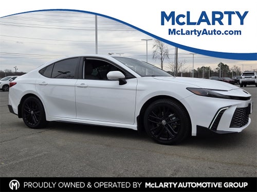 2025 Toyota CAMRY SE