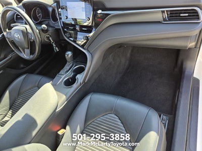 2024 Toyota CAMRY SE