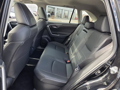 2025 Toyota RAV4 HYBRID XLE Premium