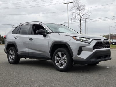 2025 Toyota RAV4 HYBRID LE