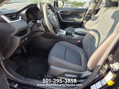 2022 Toyota RAV4 Hybrid LE