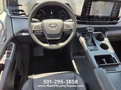 2021 Toyota SIENNA XSE XSE 7 Passenger