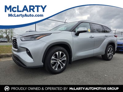 2022 Toyota HIGHLANDER HYBRD XLE