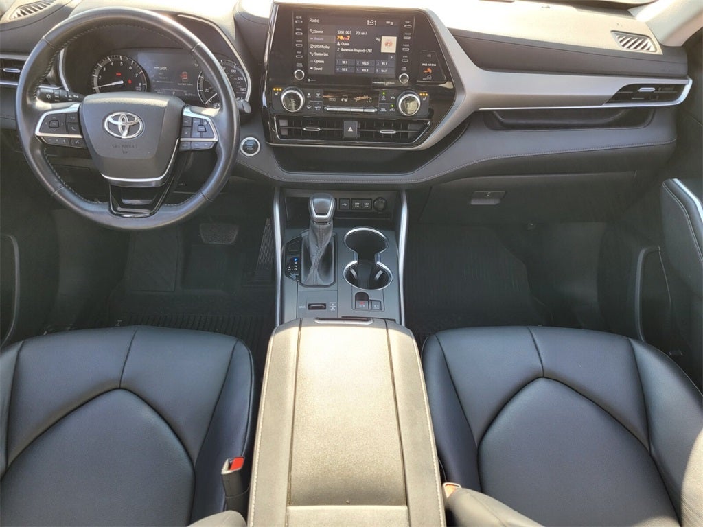 2020 Toyota HIGHLANDER XLE