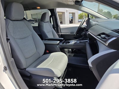 2025 Toyota Sienna LE 8 Passenger
