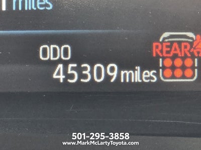 2025 Toyota Sienna LE 8 Passenger