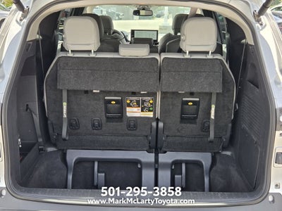 2025 Toyota Sienna XLE 8 Passenger