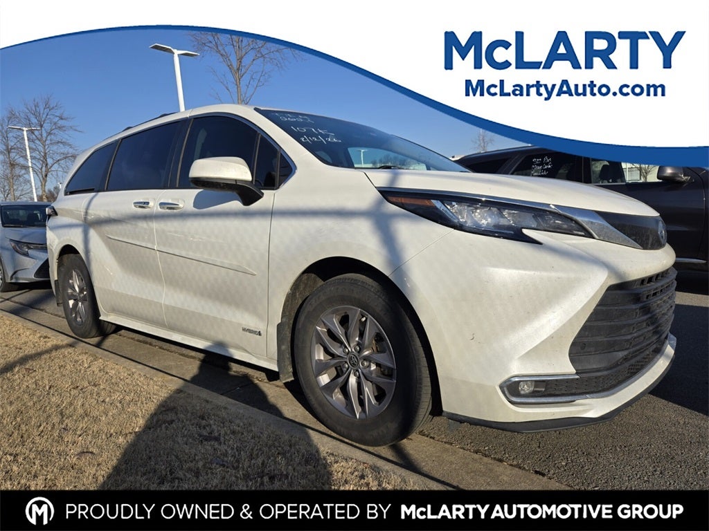 2021 Toyota Sienna XLE