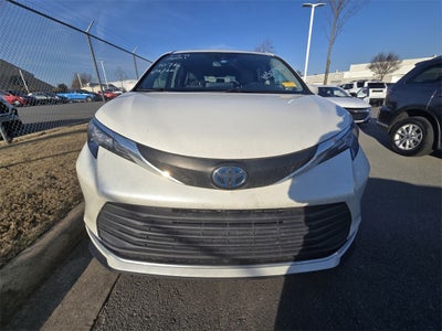2021 Toyota SIENNA XLE XLE
