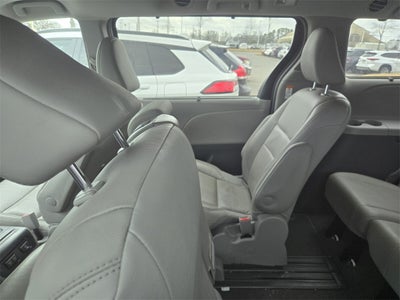 2019 Toyota SIENNA XLE 3.5L XLE 7 Passenger