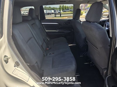 2019 Toyota Highlander LE