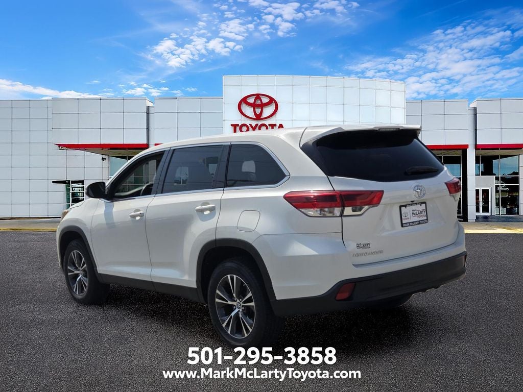 2019 Toyota Highlander LE